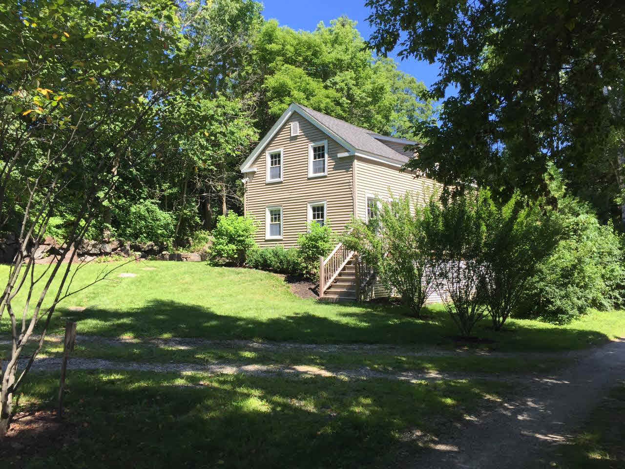 Building photograph for 14 SUGAR HILL ROAD